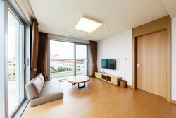 Main Room Photo