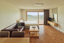 Main Room Photo
