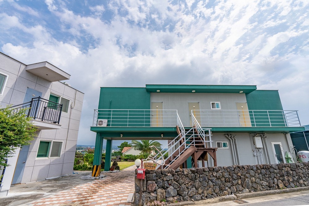 제주 글로리힐펜션 이미지 3