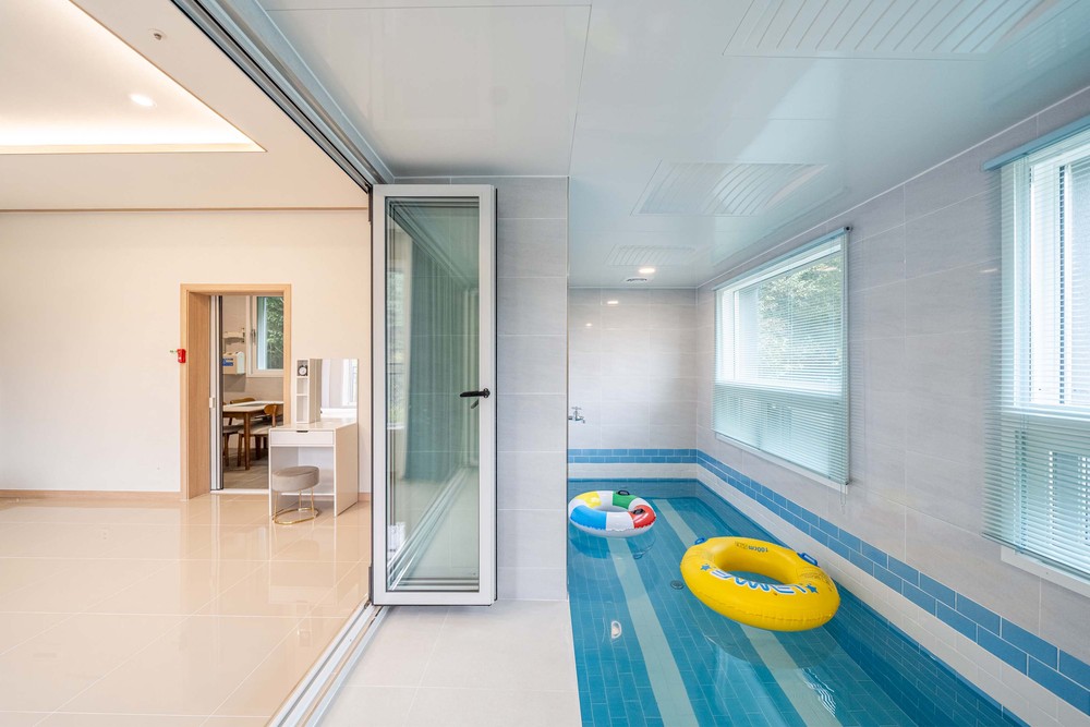 가평 더코지 풀빌라