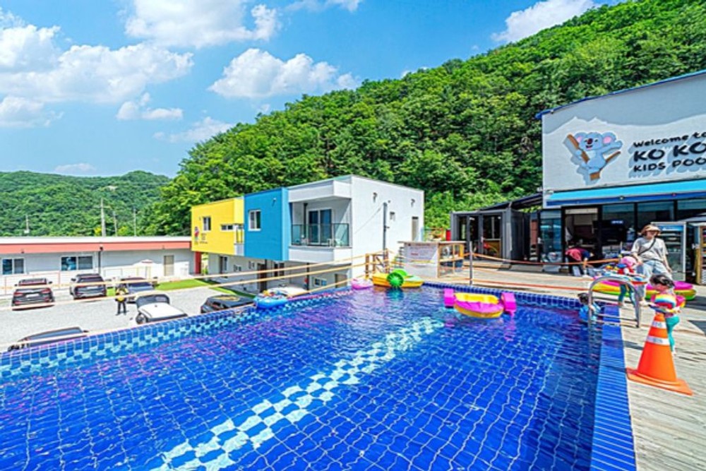 가평 코코키즈풀빌라