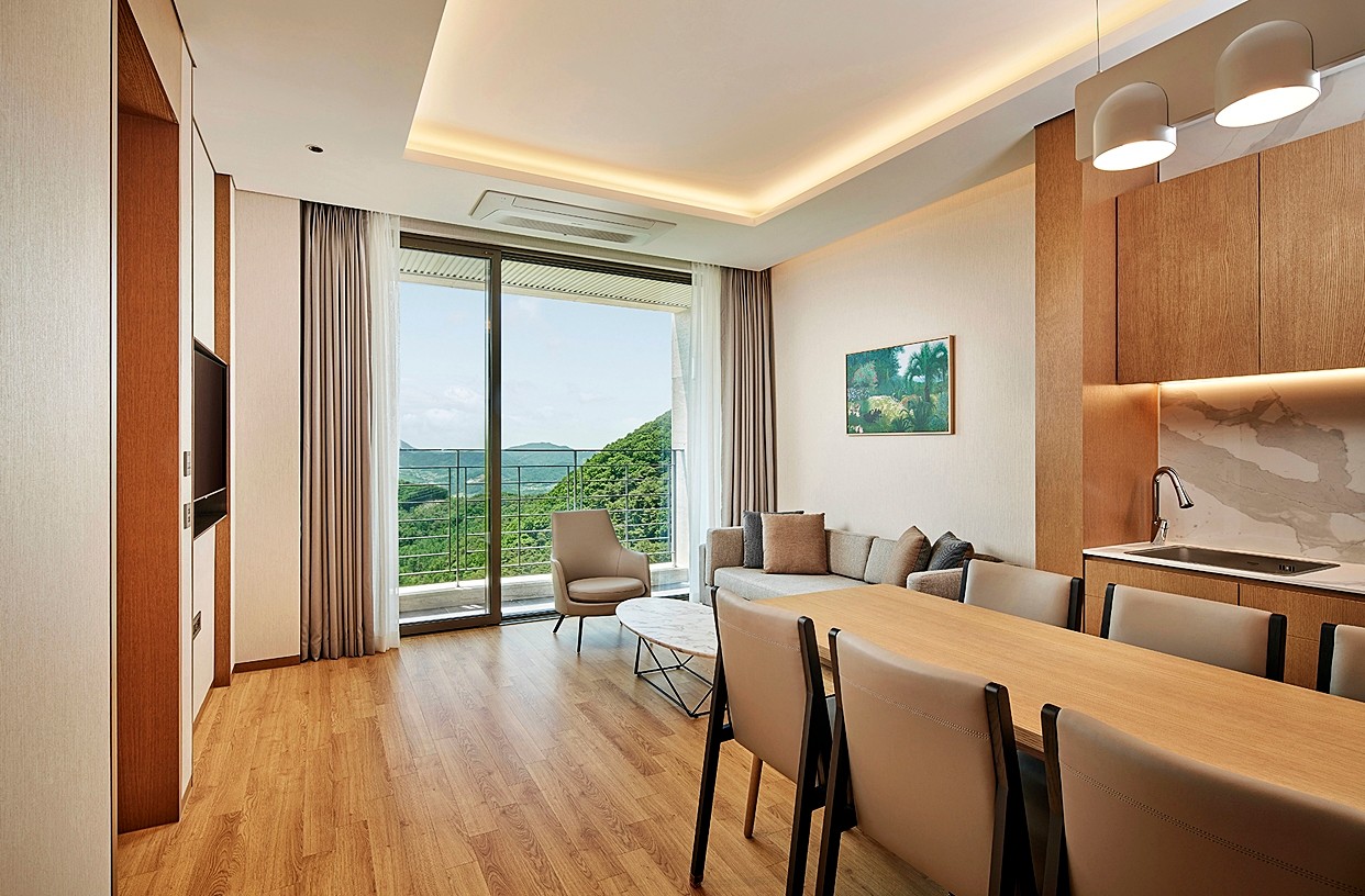 Main Room Photo